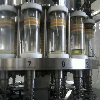 Llenadoras de aceite con cilindros de dosificación